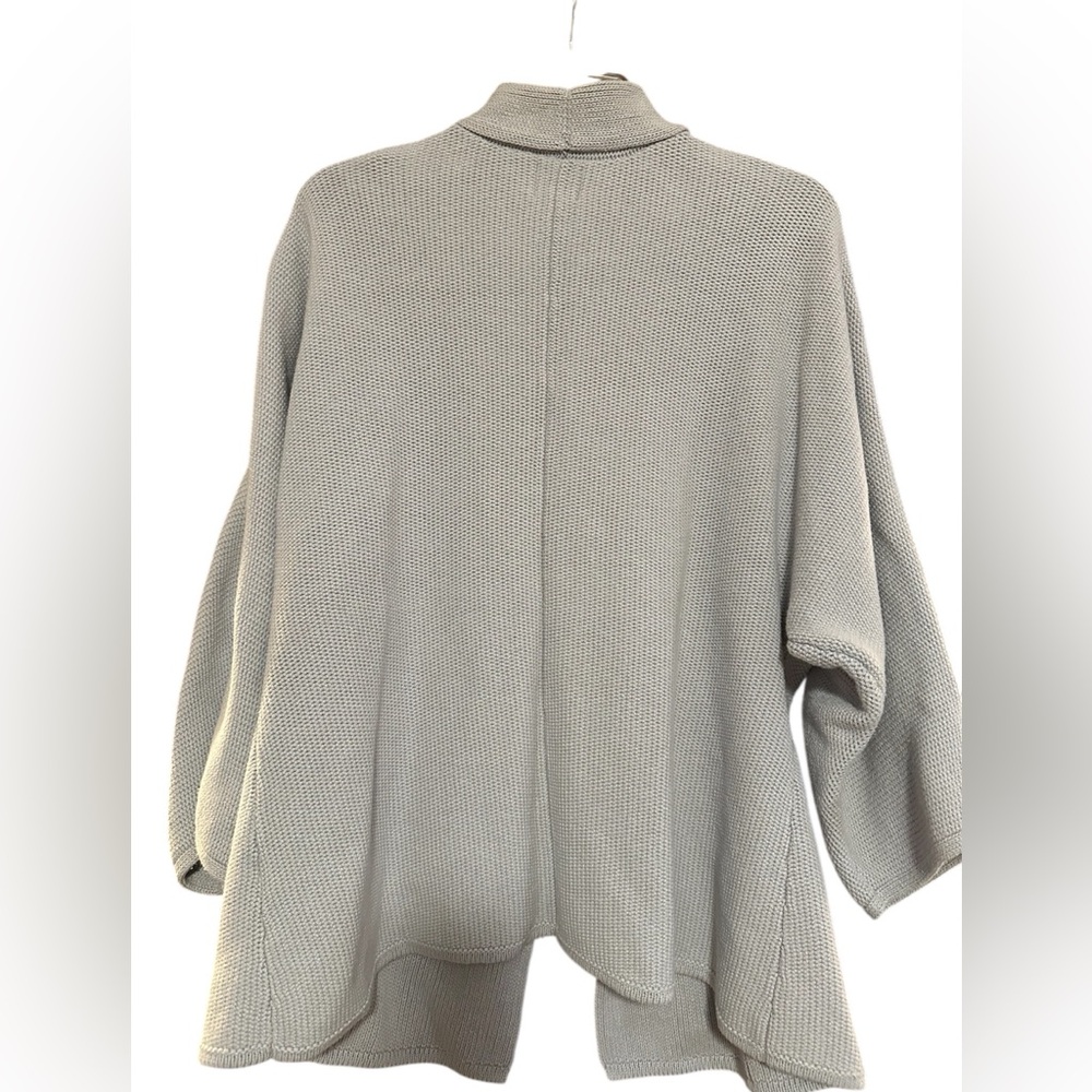 JM Collection Gray Cardigan with Flowing Silhouette - Picture 2 of 4